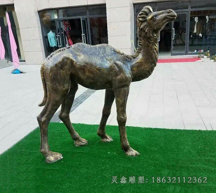 南昌动物骆驼广场景观铜雕