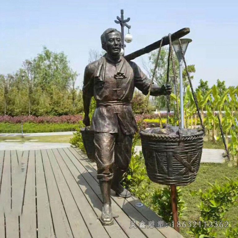 抚州挑扁担公园人物景观铜雕