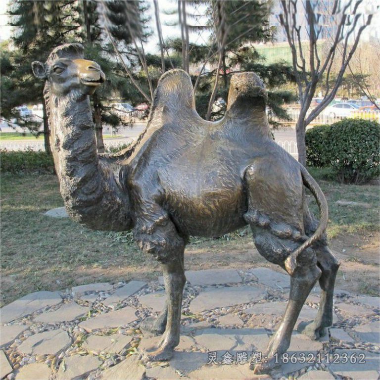 宜春动物骆驼公园景观铜雕