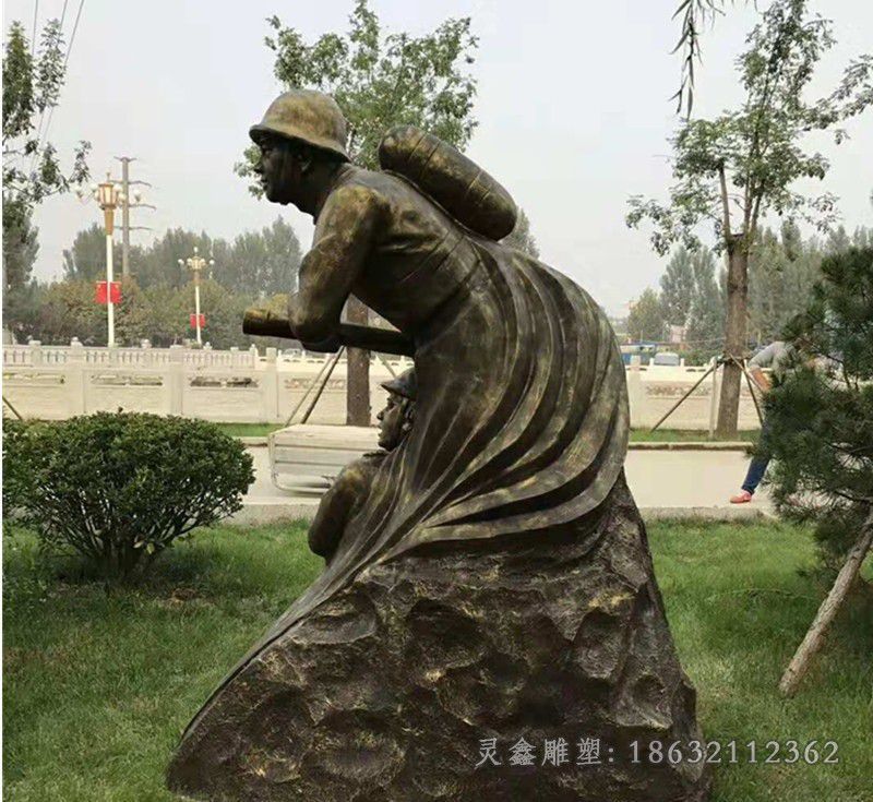 新余消防员人物公园景观铜雕