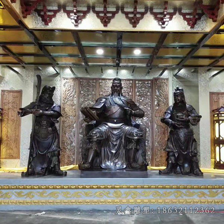 赣州站姿看书关公城市铜雕