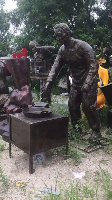 上饶炒菜人物公园景观铜雕