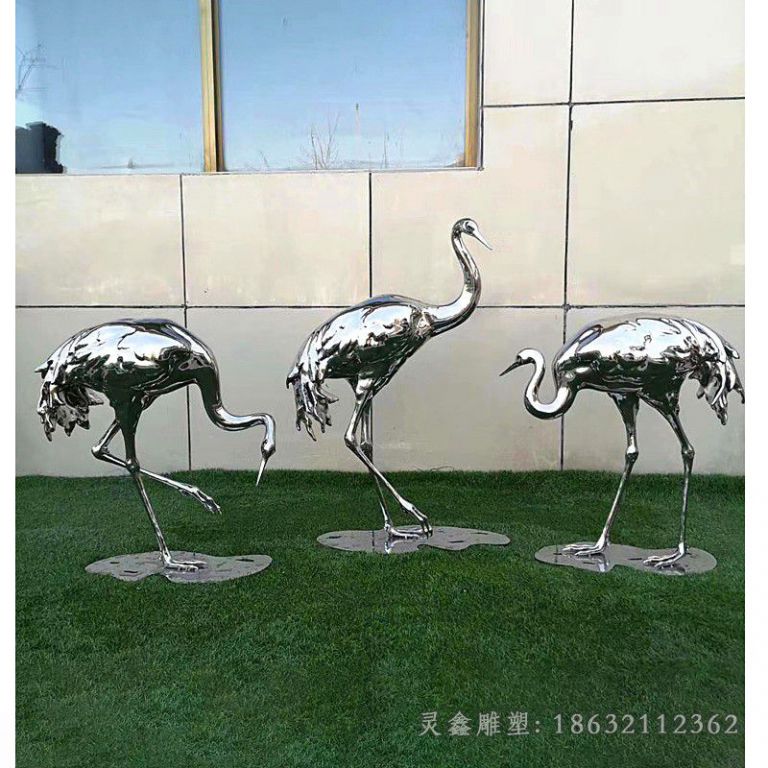 不锈钢抽象仙鹤雕塑