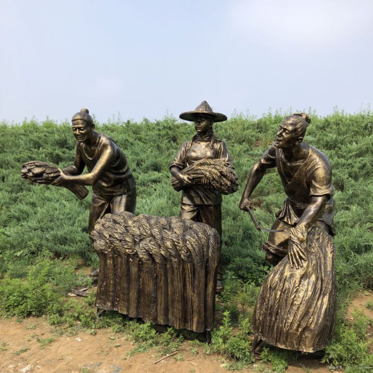 割稻子人物城市景观铜雕 (9)