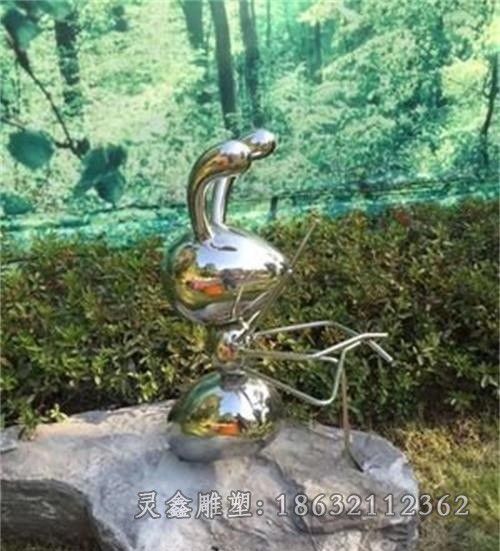 不锈钢蚂蚁雕塑 (33)_看图王