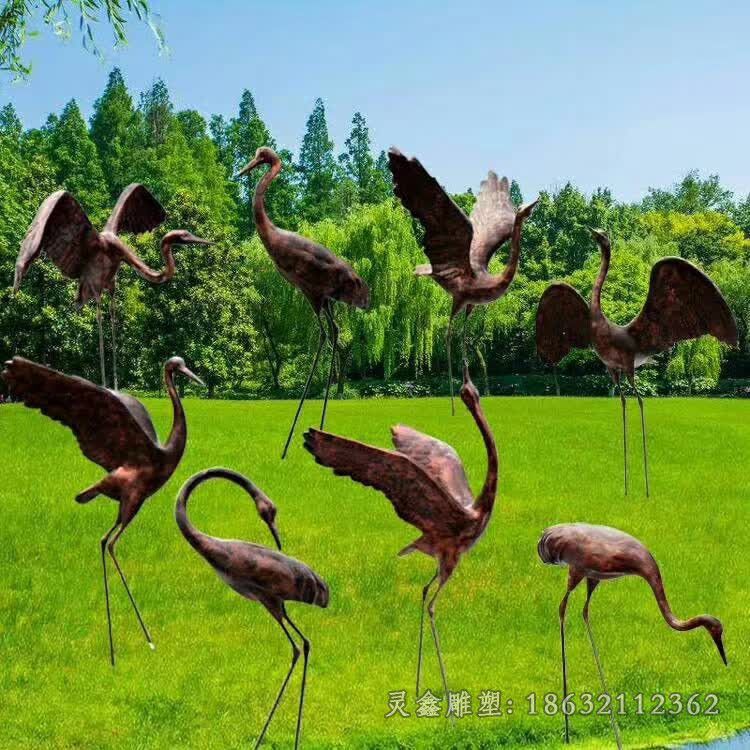 仙鹤展翅铜雕