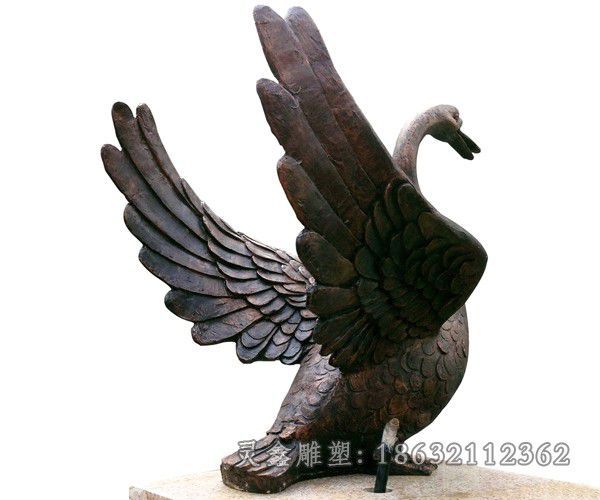 天鹅铜雕，广场天鹅铜雕