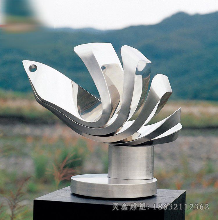 不锈钢鲤鱼雕塑 广场景观雕塑