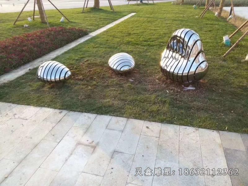 不锈钢石头景观