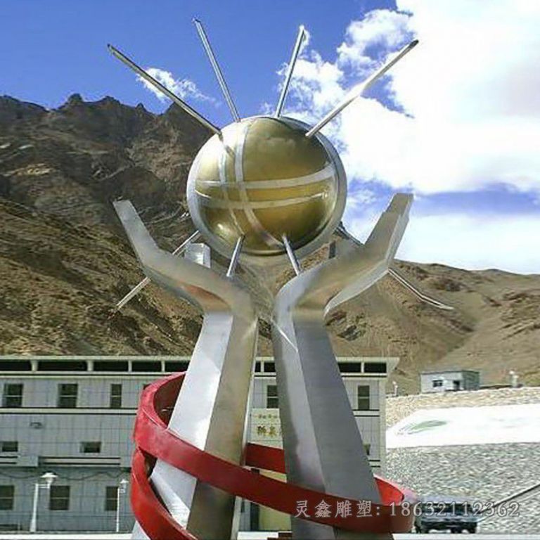 不锈钢手托太阳 公园景观雕塑
