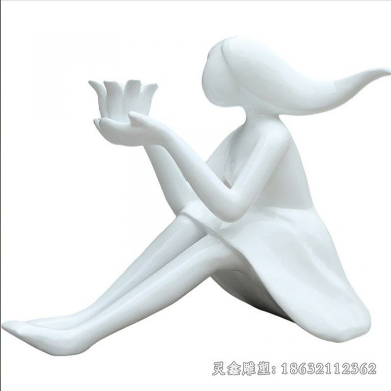 不锈钢一家人雕塑 (8)
