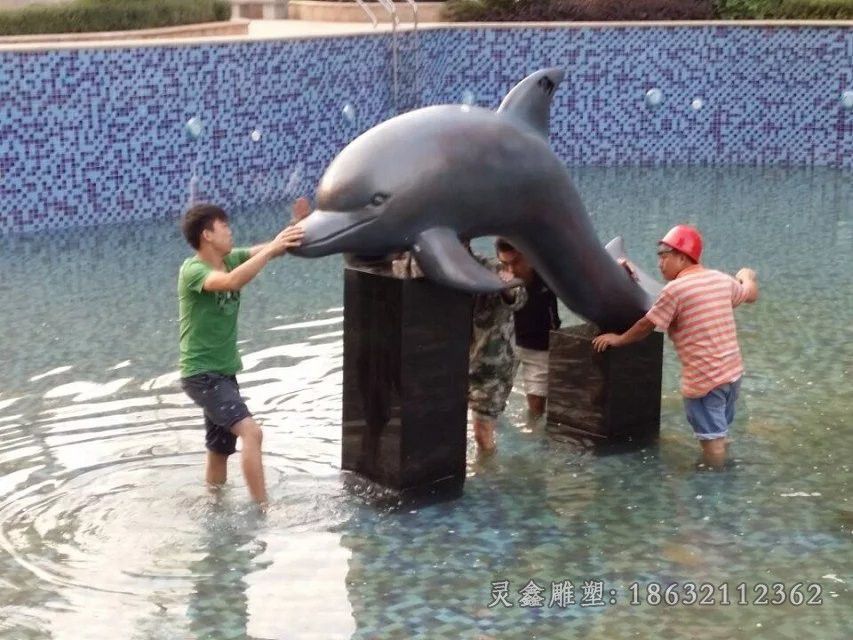 赣州海豚喷泉景观铜雕