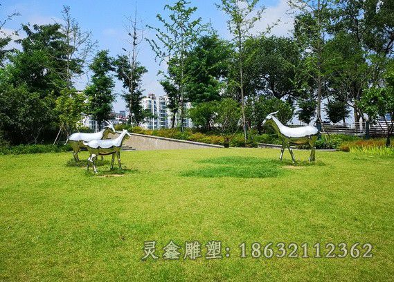 景德镇镜面羊不锈钢景观雕塑