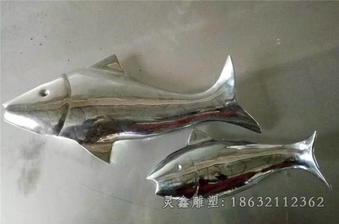 不锈钢鱼雕塑 (6)_看图王