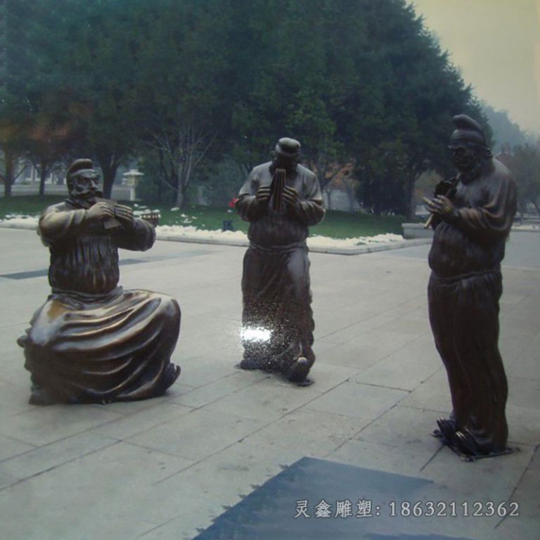 新余古人吹奏乐器小品铜雕
