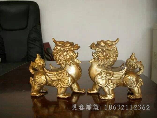 宜春神兽貔貅动物抽象铜雕