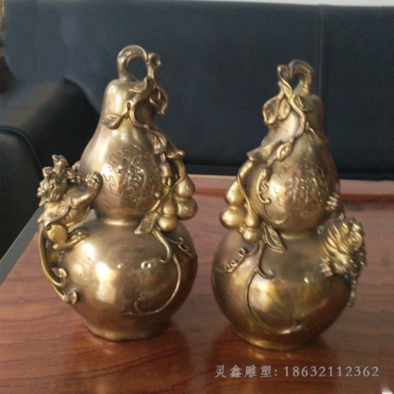 萍乡葫芦标志抽象景观铜雕