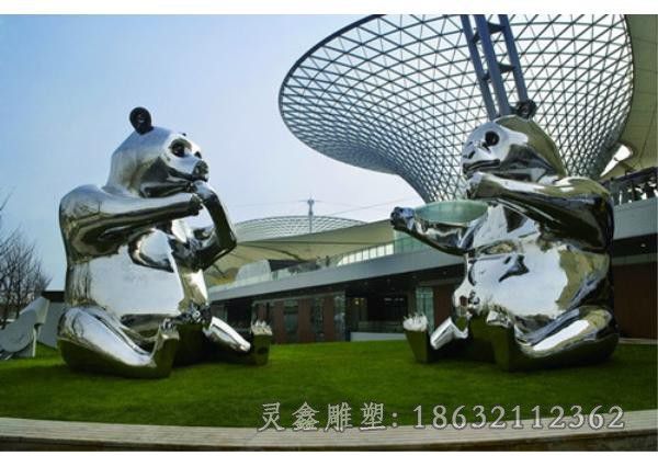九江镜面熊猫不锈钢标志雕塑