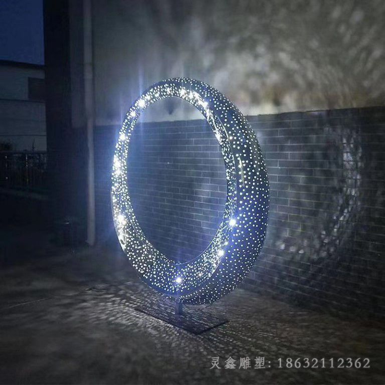萍乡发光不锈钢月亮镂空雕塑