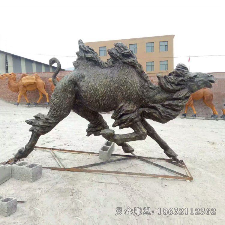 吉安骆驼动物景观铜雕
