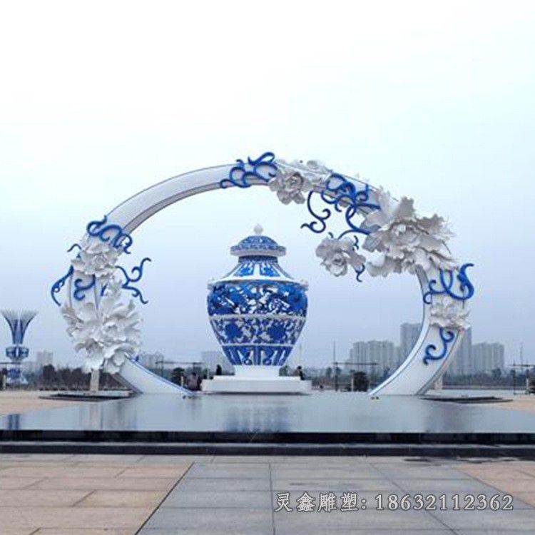 景德镇镂空花瓶彩绘不锈钢雕塑