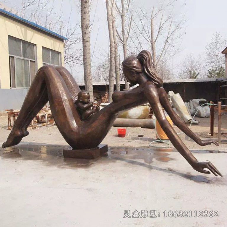 鹰潭抽象母子标志广场铜雕