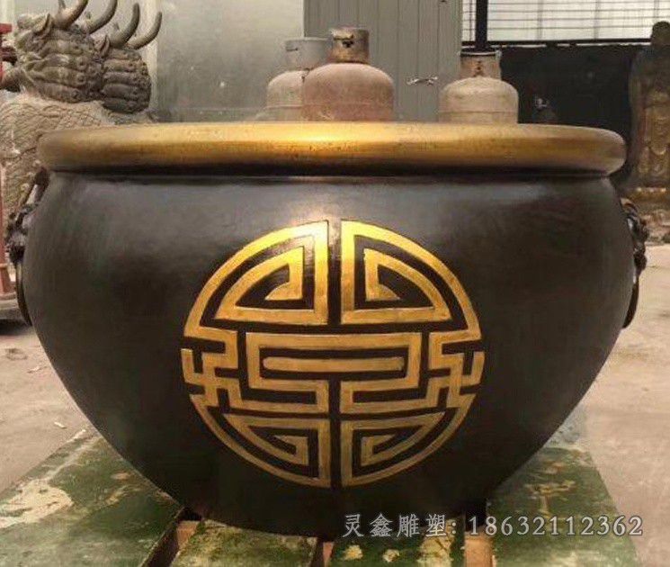 宜春抽象水缸标志城市铜雕
