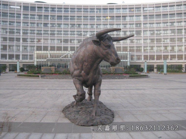 吉安动物牛城市标志铜雕