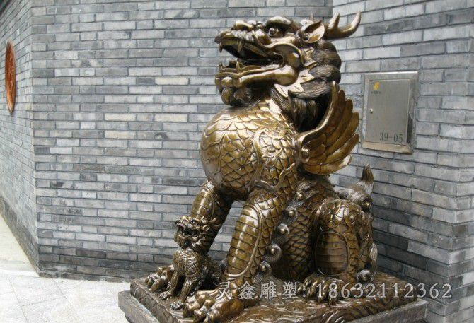 赣州坐姿麒麟标志景观铜雕