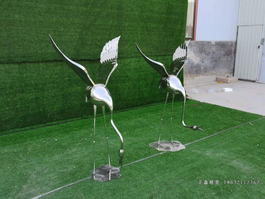 吉安展翅火烈鸟不锈钢雕塑