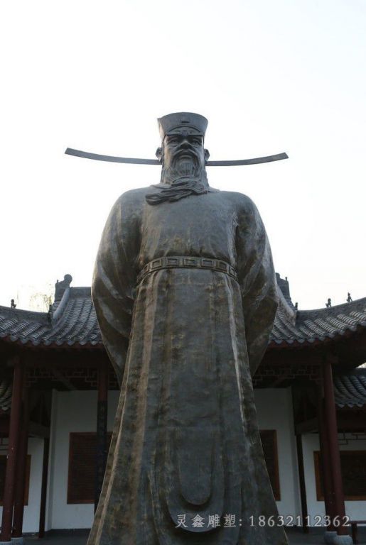包拯广场人物铜雕
