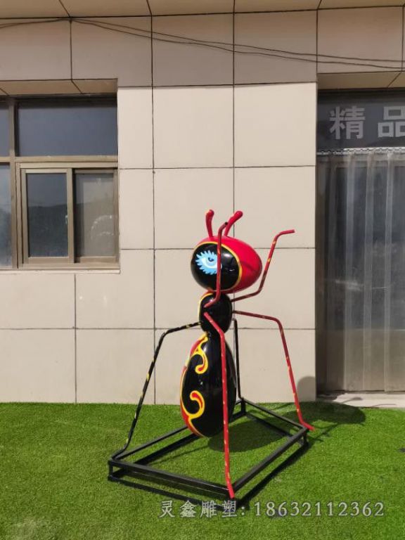 不锈钢彩绘蚂蚁庭院雕塑