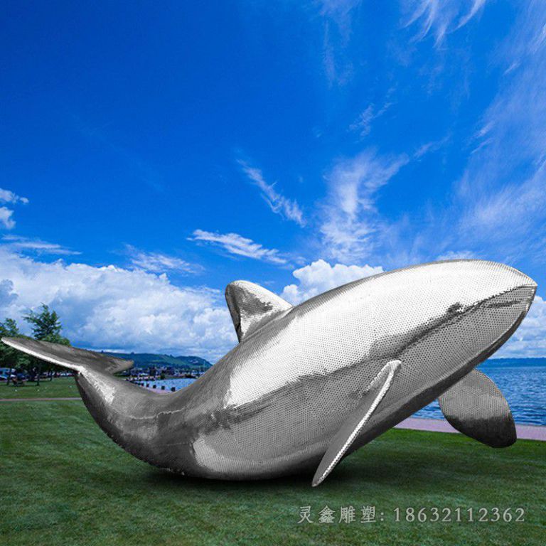 不锈钢镜面鱼公园雕塑