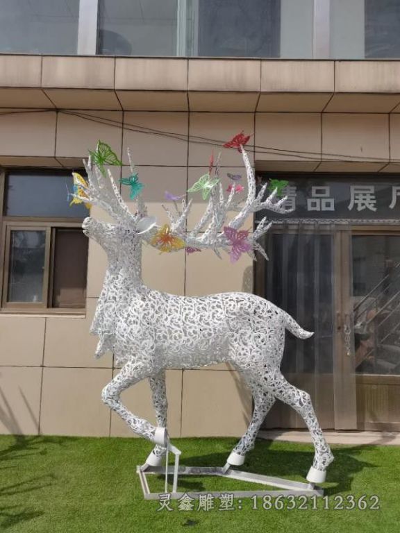 不锈钢叉角小鹿城市雕塑