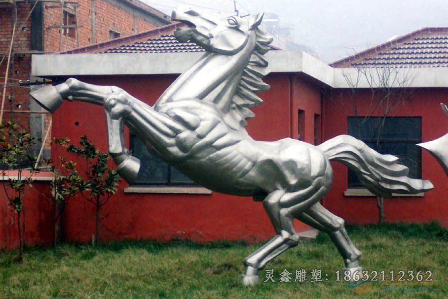 奔马广场不锈钢动物雕塑