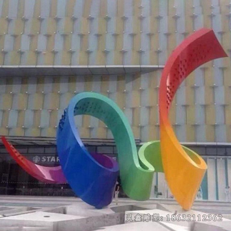 不锈钢彩带广场景观雕塑