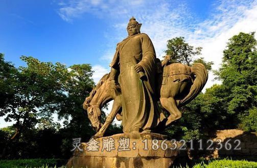 岳飞广场人物铜雕