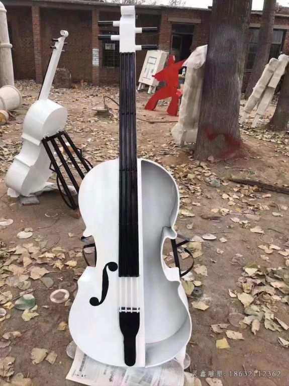 不锈钢抽象大提琴广场雕塑