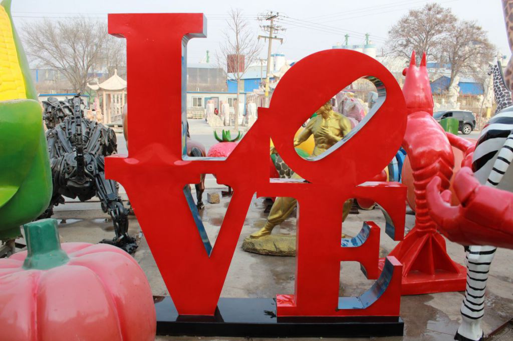 不锈钢love抽象校园雕塑