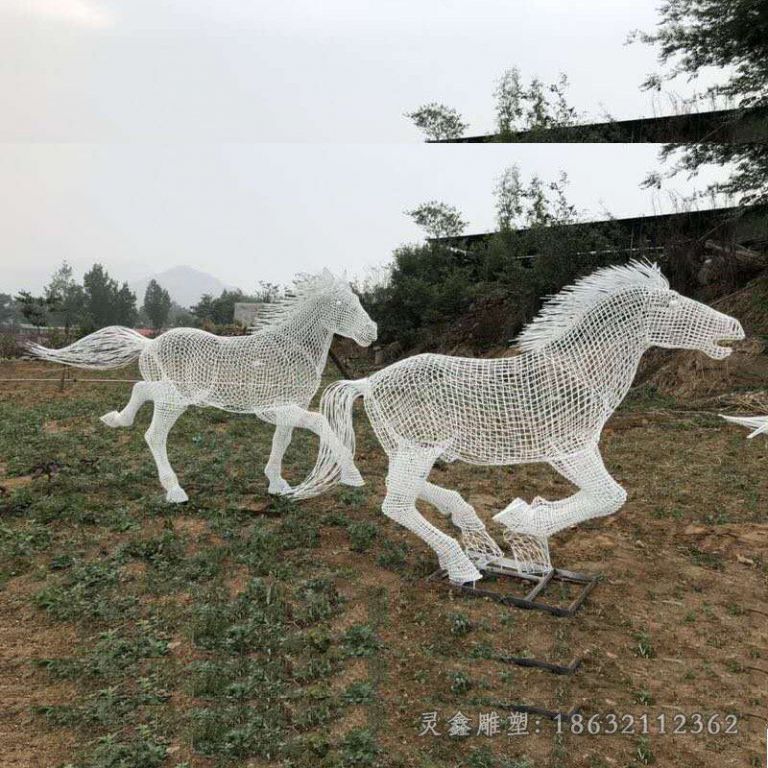 镂空马公园不锈钢雕塑