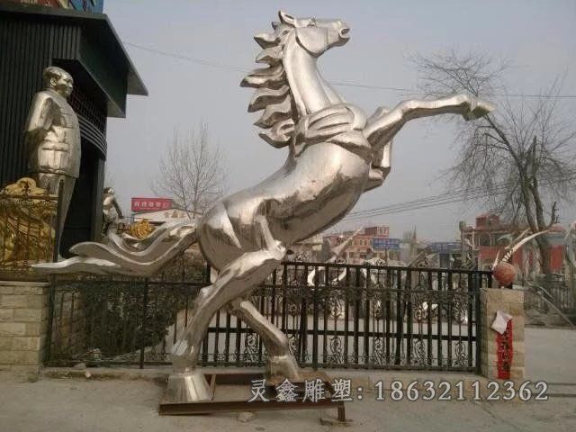镜面马街边不锈钢雕塑