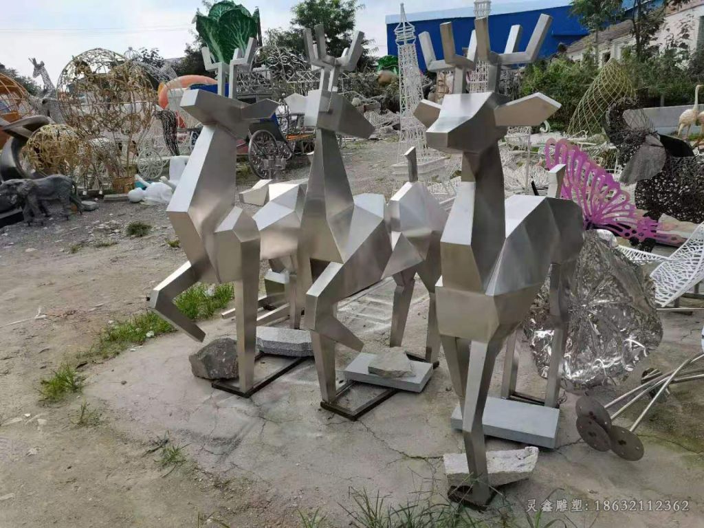 几何鹿户外不锈钢雕塑