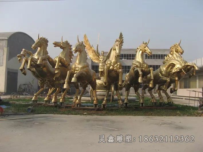 八马奔腾街边动物铜雕