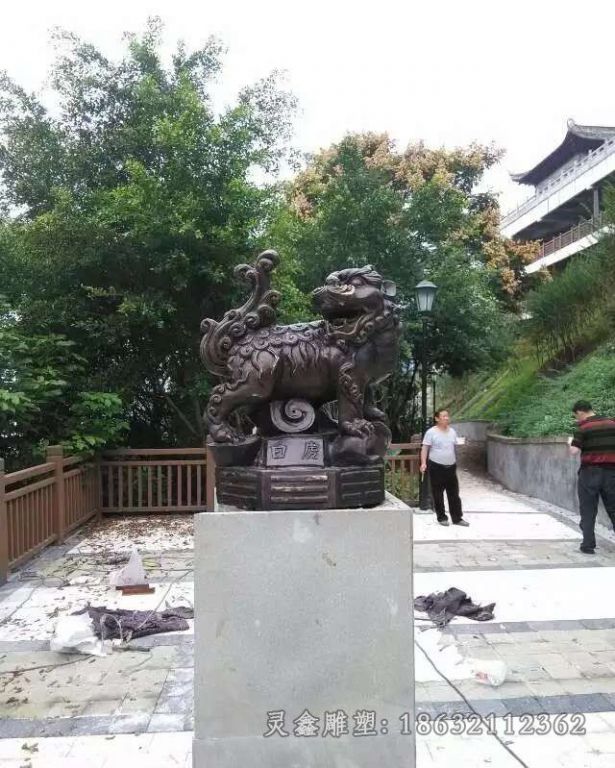 古代神兽白虎公园铜雕