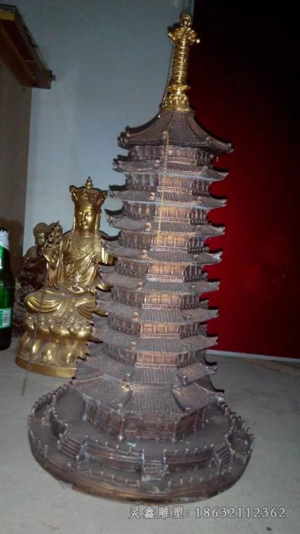 宝塔彩绘广场景观铜雕