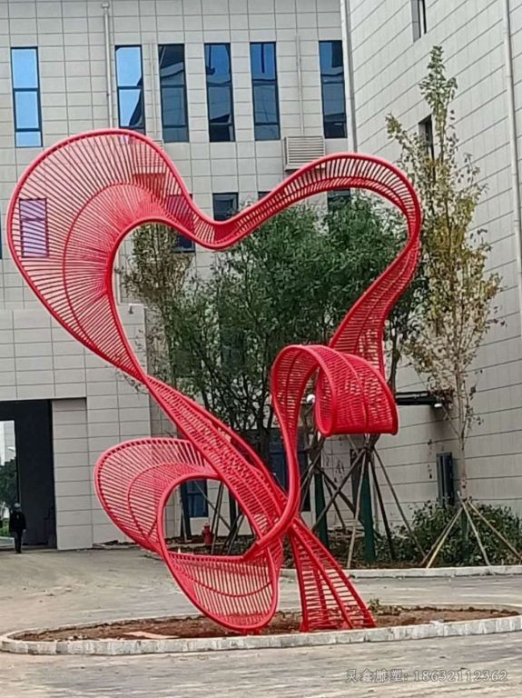不锈钢红色彩带广场雕塑