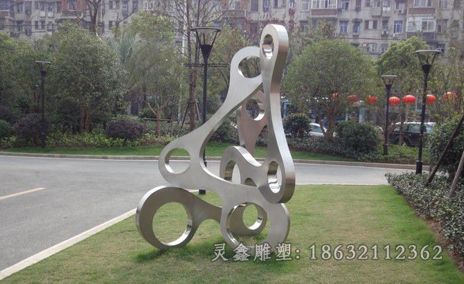 不锈钢镜面抽象庭院雕塑