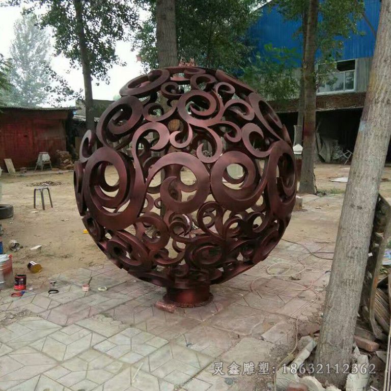 不锈钢抽象镂空球校园雕塑