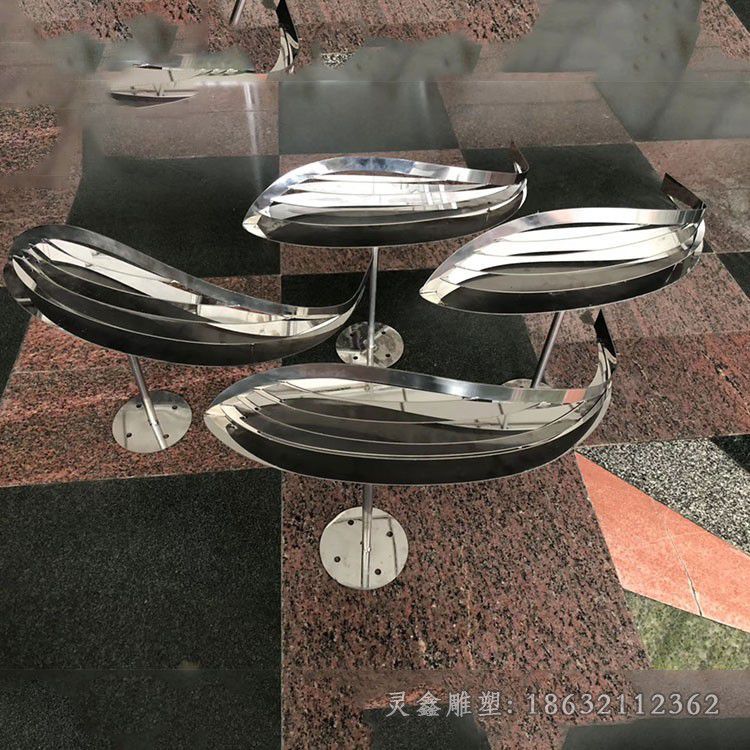 不锈钢镜面鱼广场雕塑