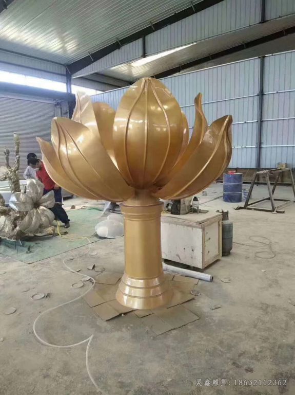 不锈钢抽象莲花灯广场雕塑